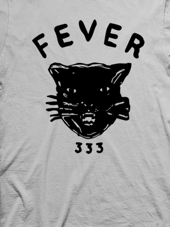 Layout da camiseta da banda FEVER 333