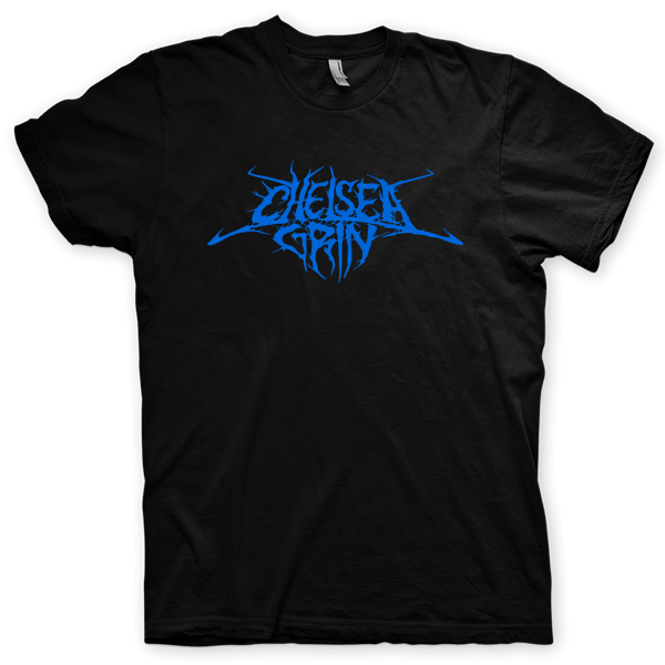 Montagem digital da camiseta preta com estampa azul com arte centralizada da banda Chelsea Grin, Hostage