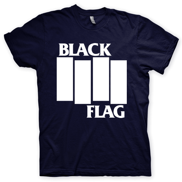 Montagem digital da camiseta preta com estampa azul com arte centralizada da banda Black Flag, The Process of Weeding Out