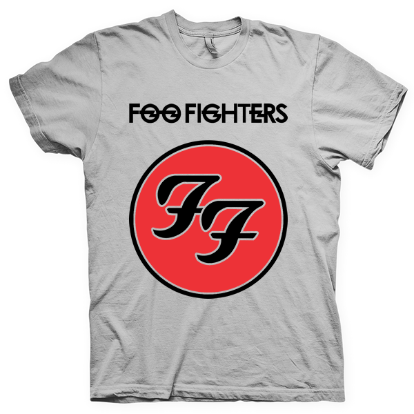 Montagem digital da camiseta preta com estampa azul com arte centralizada da banda Foo Fighters