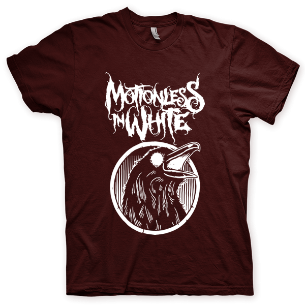 Montagem digital da camiseta preta com estampa azul com arte centralizada da banda Motionless In White