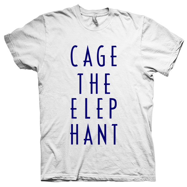 Montagem digital da camiseta preta com estampa azul com arte centralizada da banda Cage The Elephant